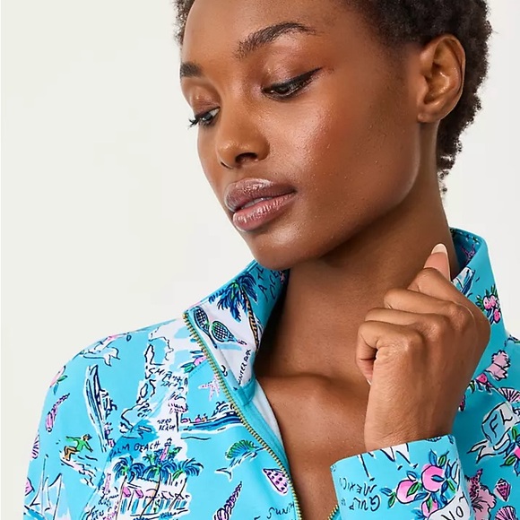NWT Lilly Pulitzer UPF 50+ Skipper Popover Amalfi Blue Lillys Roadtrip, Sz S - Picture 3 of 3